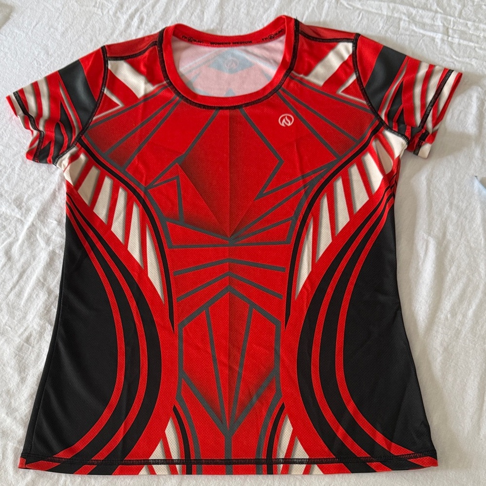 INKnBURN Women's Red Black Geometric Athletic Tee